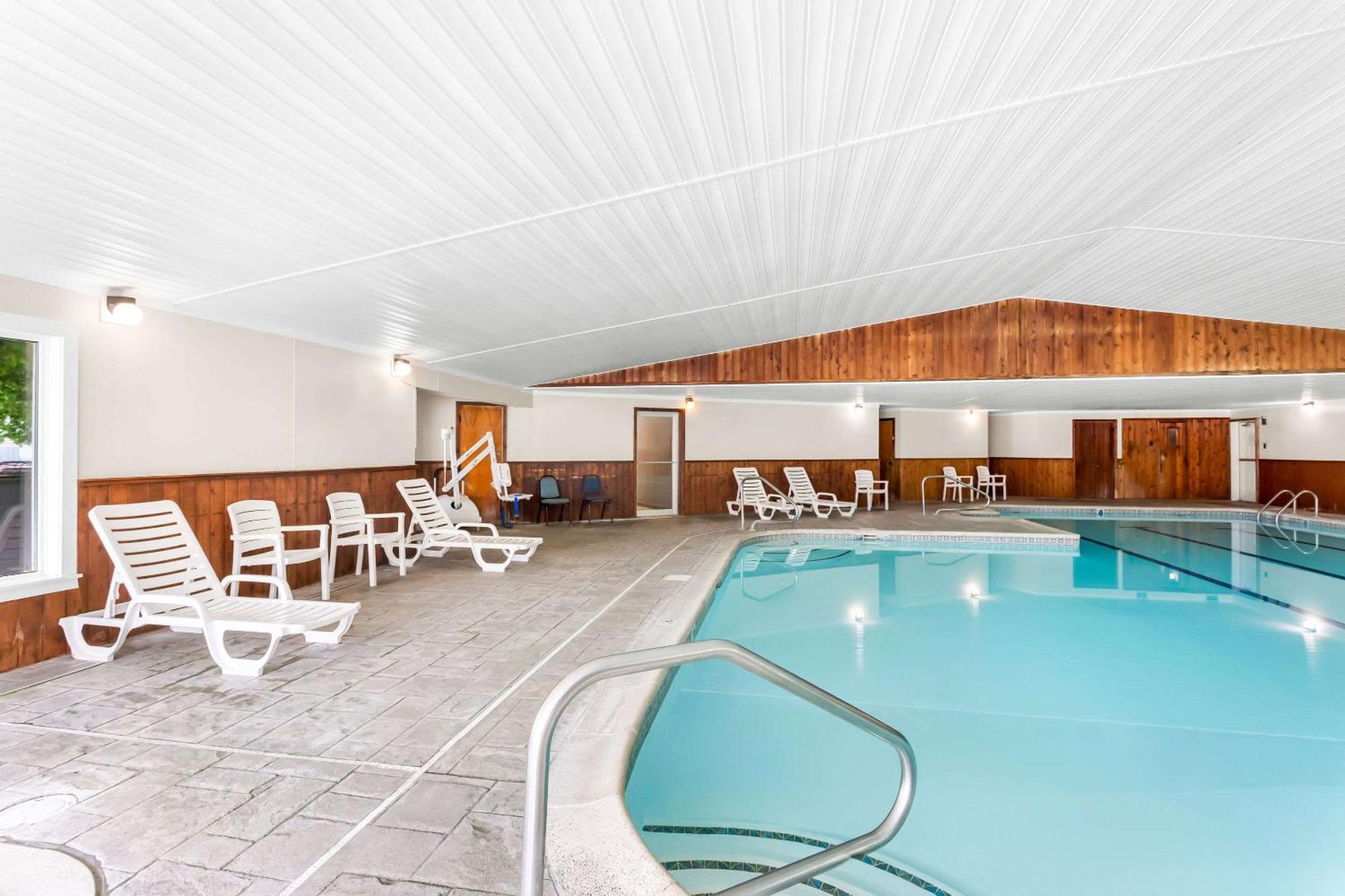 Rodeway Inn Gorham Eksteriør bilde